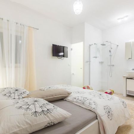 Dalmata Lounge Apartamento Starigrad Paklenica Exterior foto