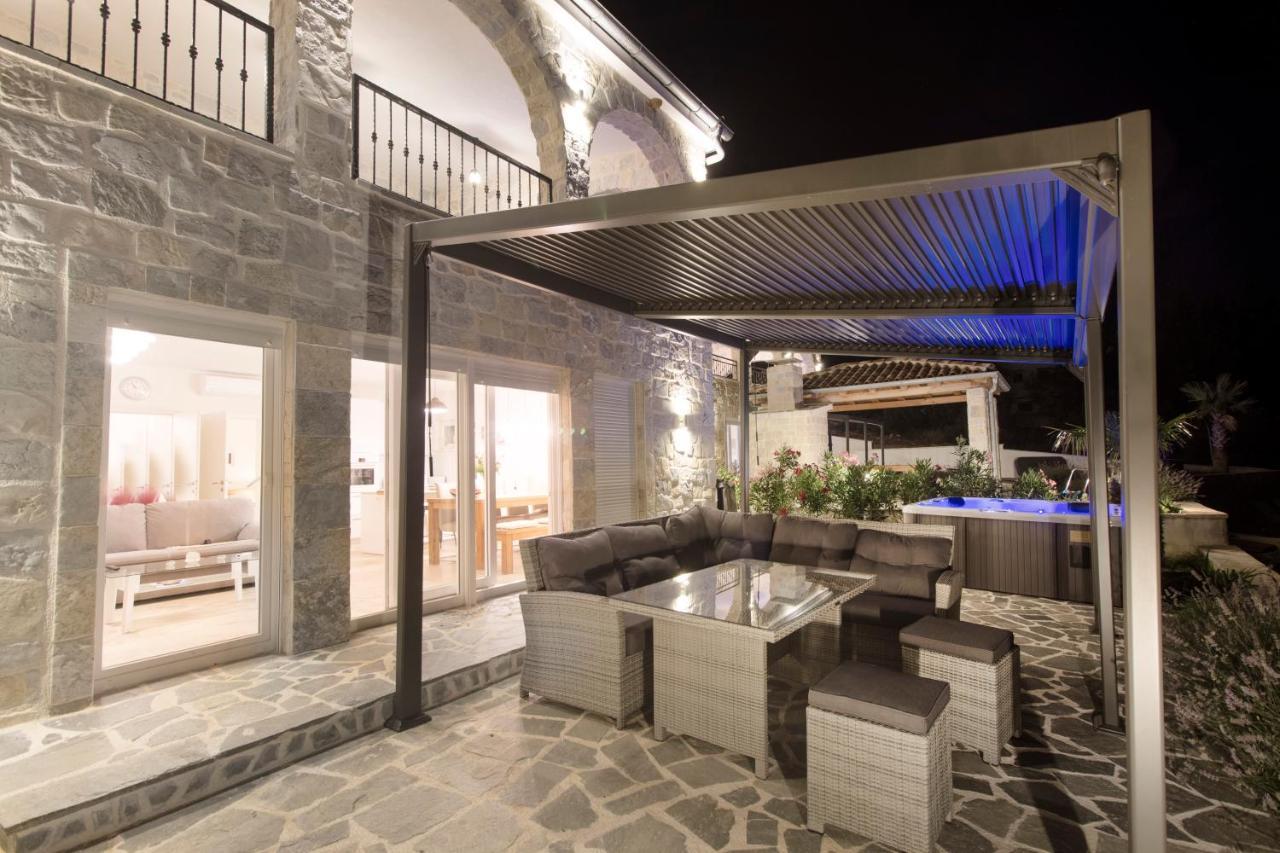 Dalmata Lounge Apartamento Starigrad Paklenica Exterior foto