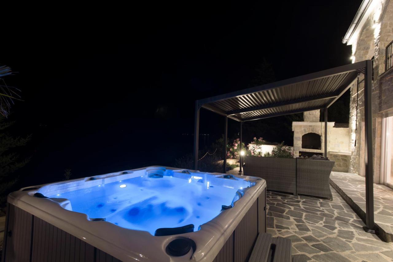 Dalmata Lounge Apartamento Starigrad Paklenica Exterior foto