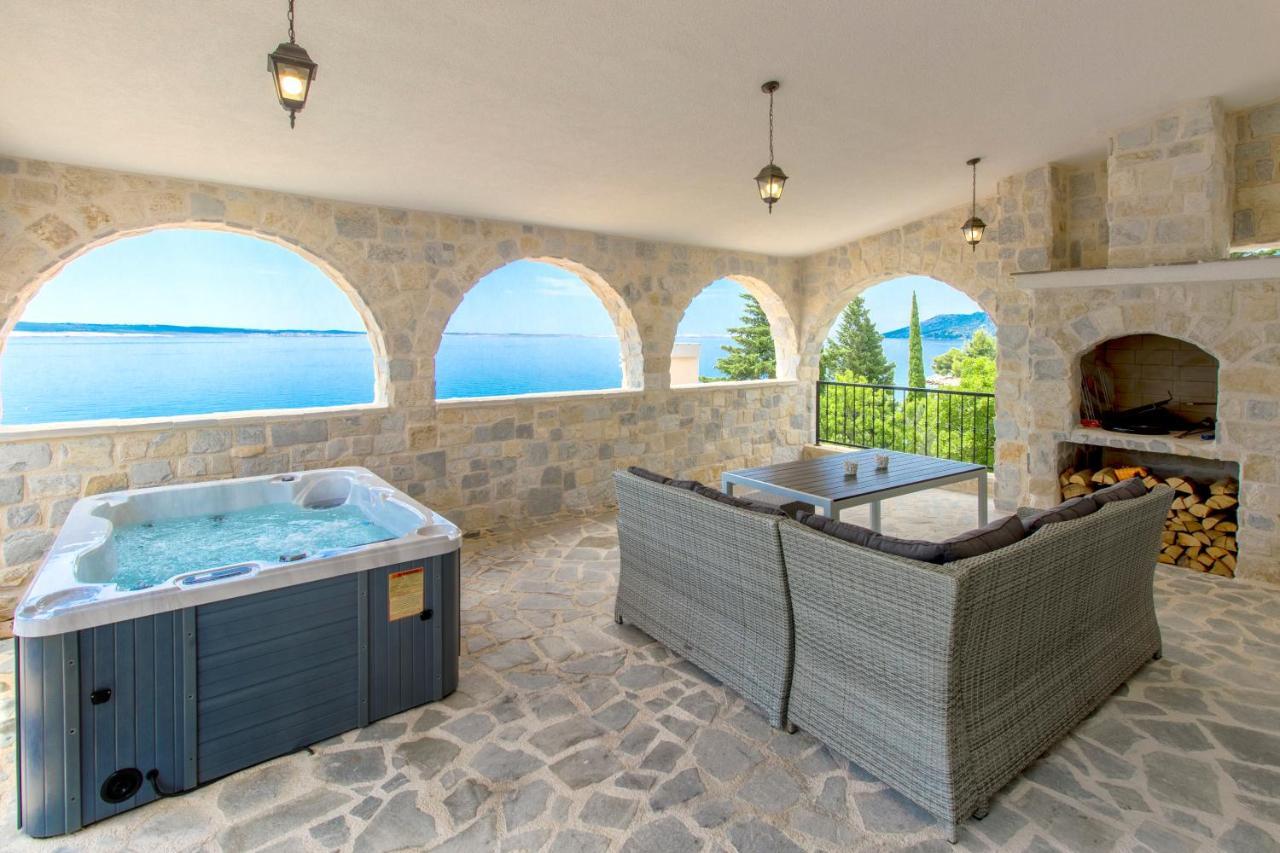 Dalmata Lounge Apartamento Starigrad Paklenica Exterior foto